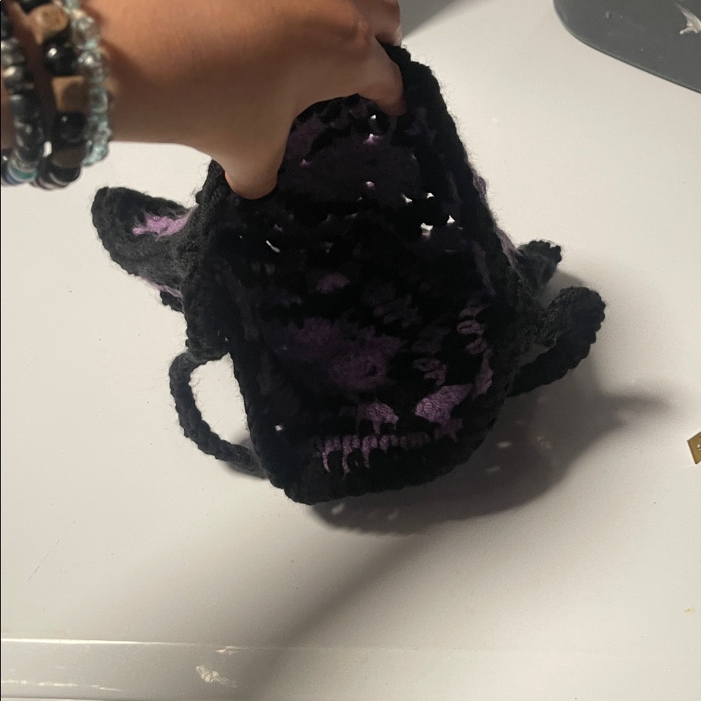 Handcrafted Black and Purple Crochet star bag. - Picture 3 of 5